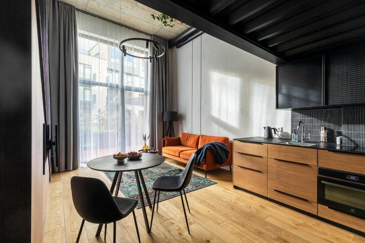 Ferienwohnung Stylish Loft With Terrace Paupys, Old Town Wilna Exterior foto