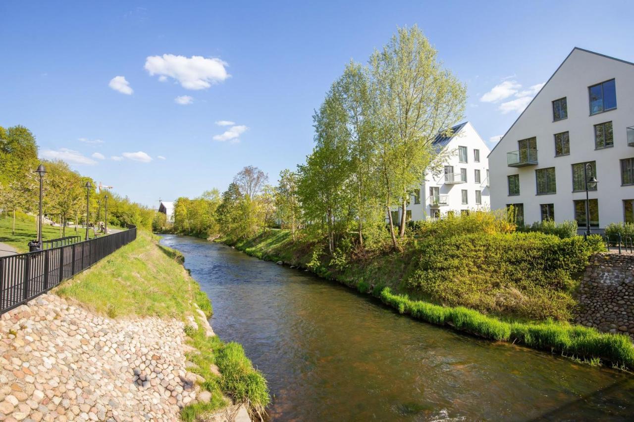 Ferienwohnung Stylish Loft With Terrace Paupys, Old Town Wilna Exterior foto